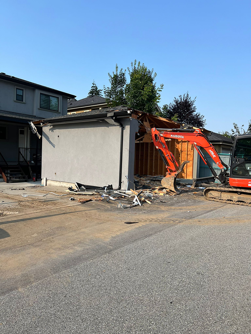 6087 Neville Laneway Demolition 1